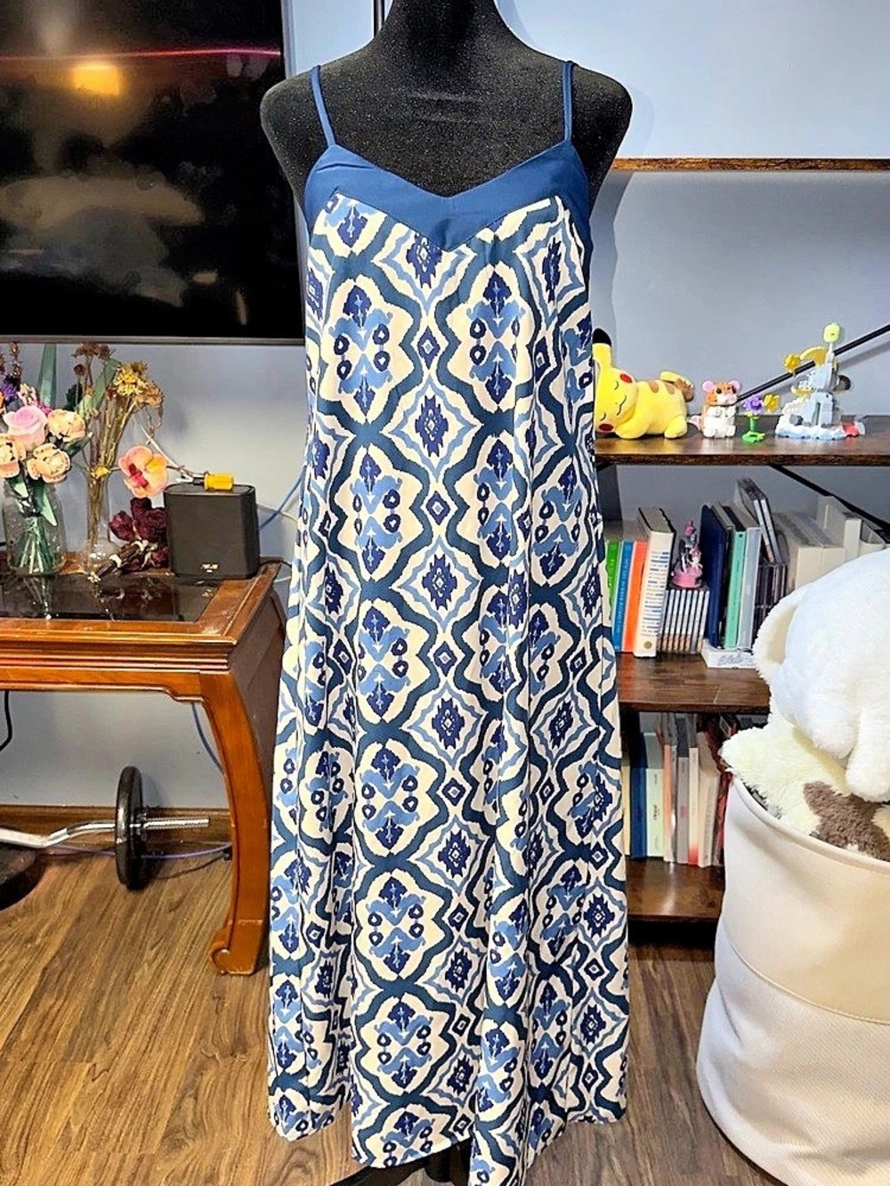 Kindred Geometric Maxi Dress in Blue & White NWT